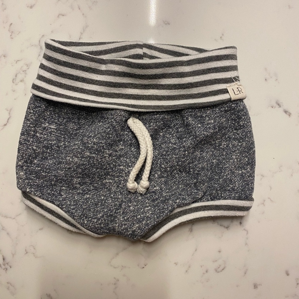 Lulu and Roo shorts-unisex. Grey and cream, cotton. Size 6-12 mo